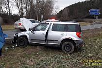 Havárie osobního auta u obce Lazce.