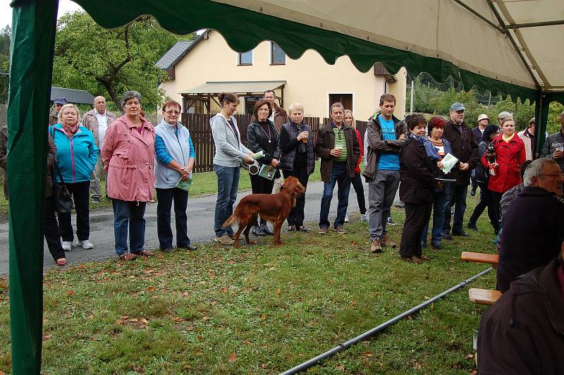 Z křtu publikace Václava Weningera o osadě Filipova Hora.