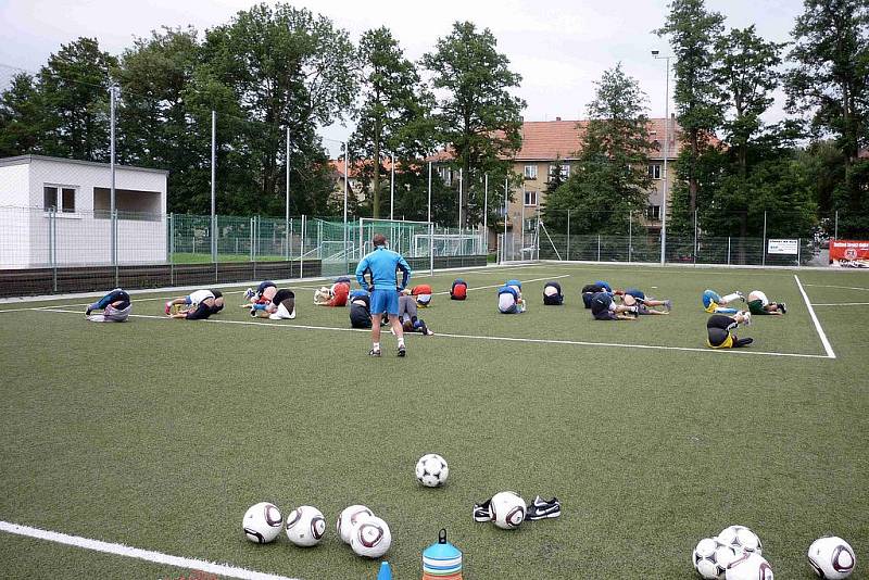 Další náročný trénink fotbalistů Jiskry Domažlice.