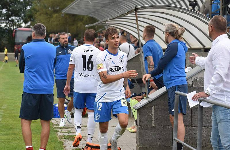 3. kolo FORTUNA ČFL A: Dynamo České Budějovice B - TJ Jiskra Domažlice (hráči v bílých dresech) 0:1 (0:1).