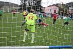 Slavoj Koloveč (v zeleném) - SK Poběžovice (v červeném) 6:0 (2:0).