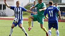 Z utkání třetiligové Jiskry Domažlice s 1. FC Karlovy Vary.