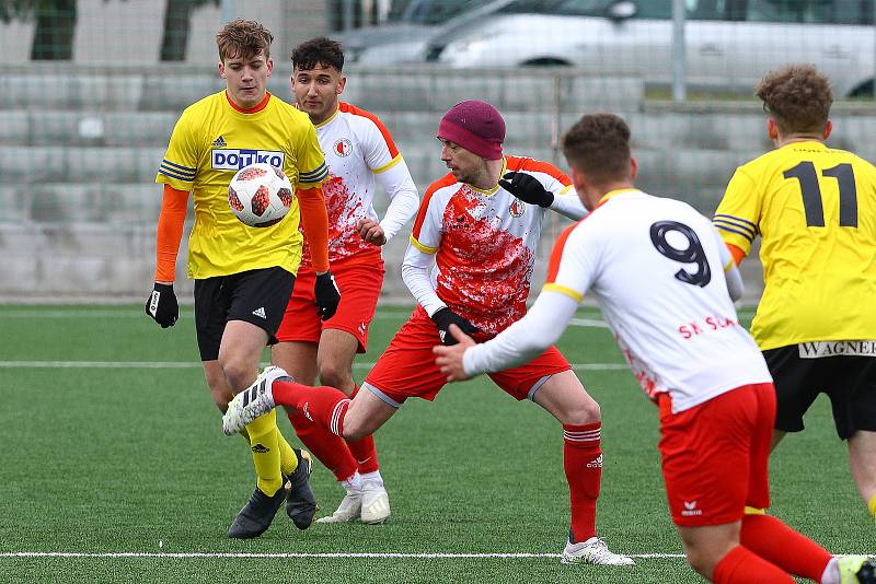 19. kolo KPM: Slavia Vejprnice - Jiskra Domažlice B (žlutí) 1:2.