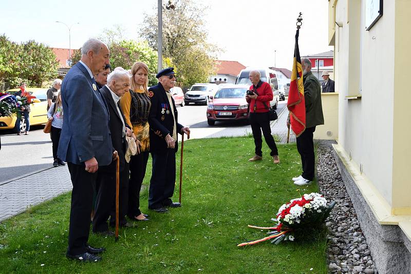 Belgická a polská delegace navštívila ve čtvrtek město Holýšov.