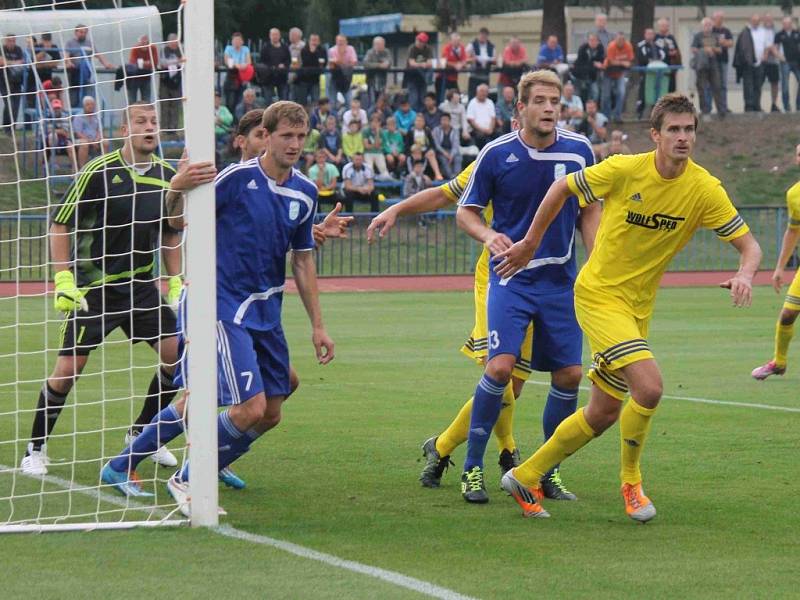 Třetiligové derby mezi FK Tachov a Jiskrou Domažlice.