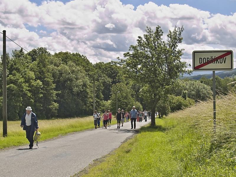 Pocinovičtí vyrazili k pramenům Andělice.