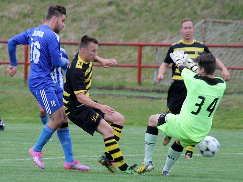 Stadion v Hrádku u Rokycan hostil finále Poháru PKFS mezi Chotíkovem a rezervou Domažlic.