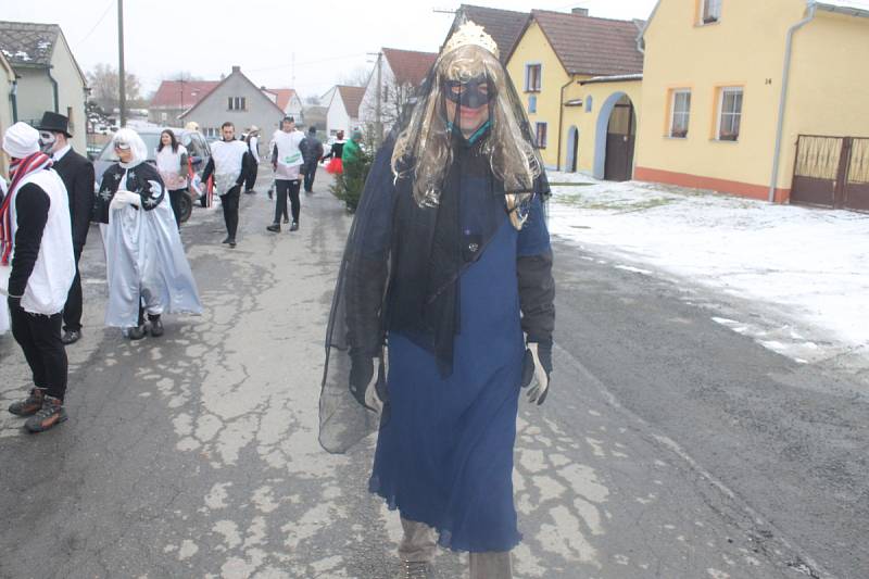 Masopust probíhal v sobotu také v Nevolicích a ve Stráži 