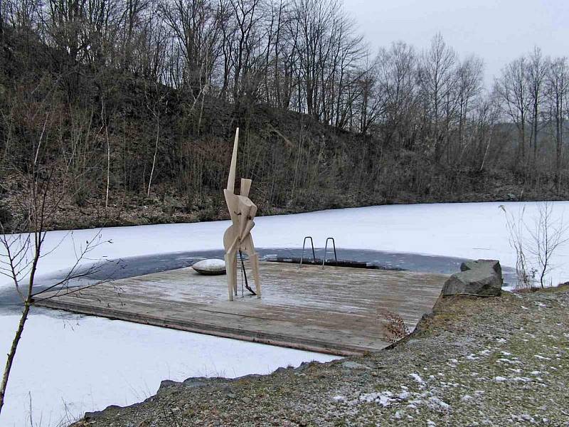 Sumec-albín Pepa se musel přestěhovat z Lomečku do plzeňské zoo.