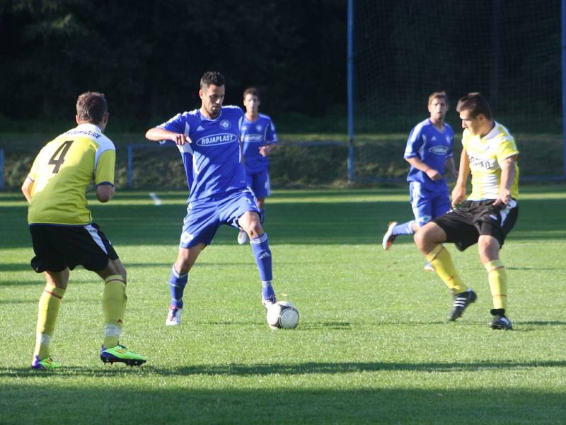 Z utkání fotbalistů Jiskry Domažlice v Kolíně.