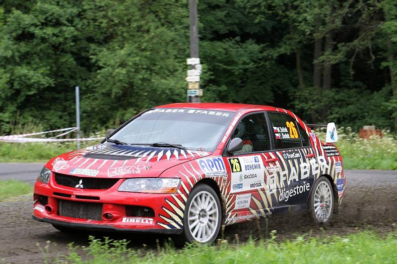 Marcel Tuček a Petr Dufek v Mitsubishi Lancer EVO IX.