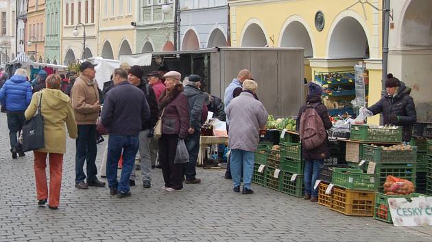 Trhy na domažlickém náměstí.