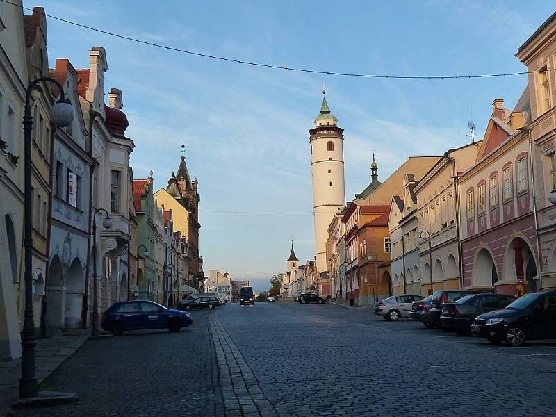 Prvním říjnovou sobotu startoval v Domažlicích pochod Kozinovo krajem.