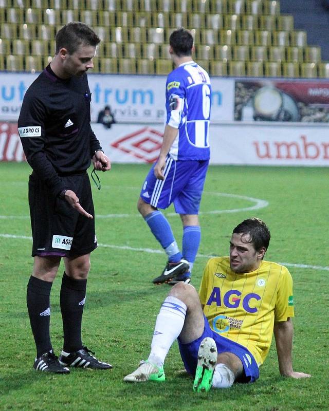 Jiskra na Stínadlech. Odveta osmifinále Poháru České pošty FK Teplice - Jiskra Domažlice 2:1. 