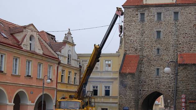 Oprava domu u domažlické brány.