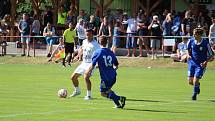 Přátelský zápas na oslavu 55 let herce Ivana Trojana v Krchlebech: šKrchlebský samet - Real Top Praha 6:10.