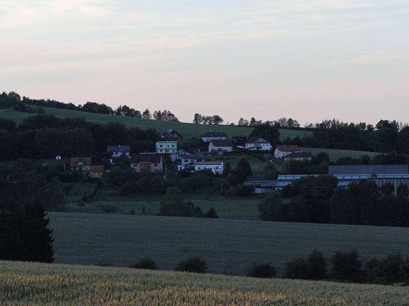 Nová vyhlídka na Kubíčkově skále nad Tlumačovem.