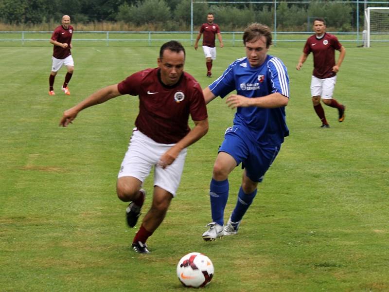 Pouťový zápas fotbalistů Sokola Postřekov a SG Sparta Praha.