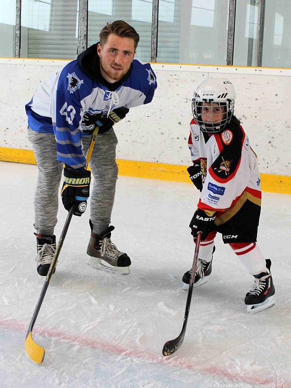 HC Domažlice pořádal za účasti extraligového hokejisty Plzně Jakuba Lva Den náborů.