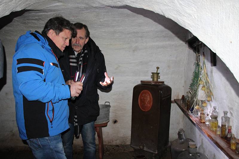 Domažlické podzemí navštívil spolek z Furthu im Wald, kde mají rovněž podzemí.