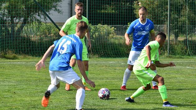 Letní příprava: FK Tachov - TJ Jiskra Domažlice B (modří) 2:3.