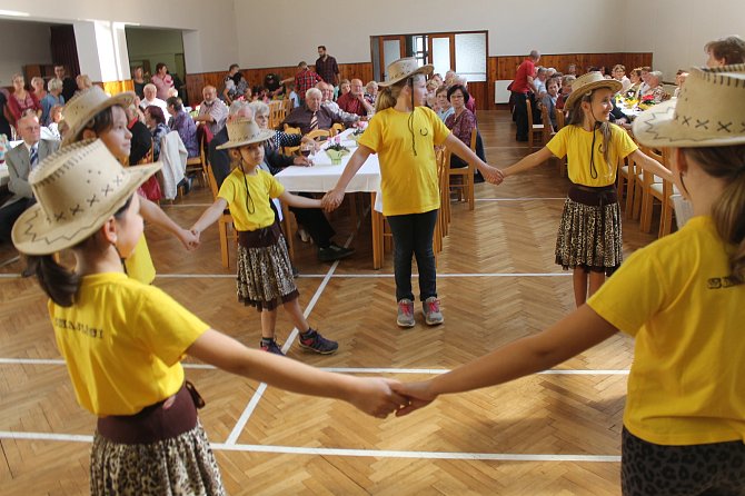 Bohatý kulturní doprovodný program čekal na účastníky setkání v sobotu odpoledne v Zahořanech.