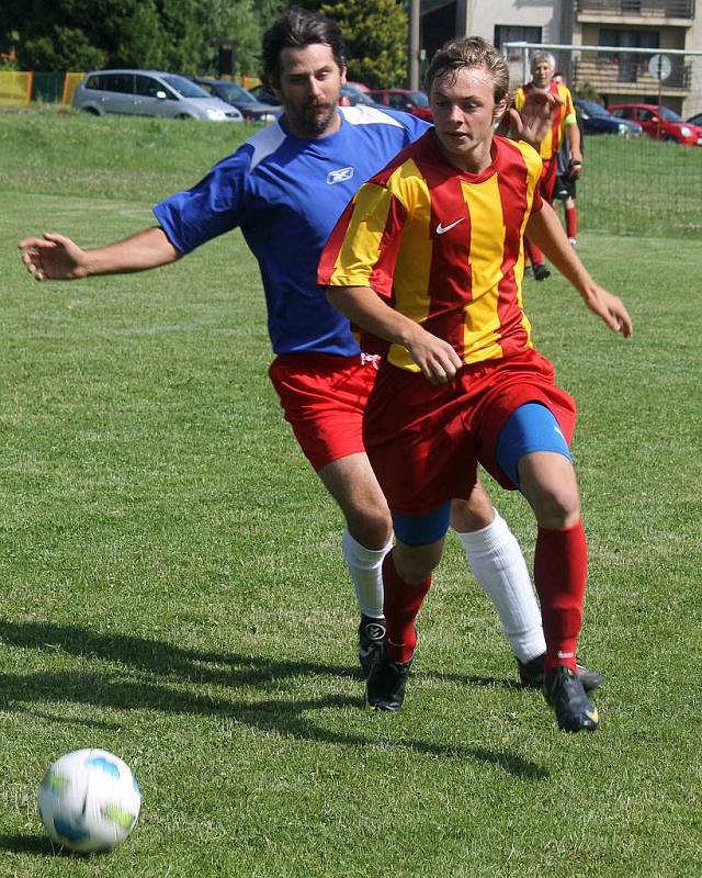 Z finále nadstavbové části Okresní futsalové ligy mezi FC Mnichov 2001 a Ajax Staňkov B. 