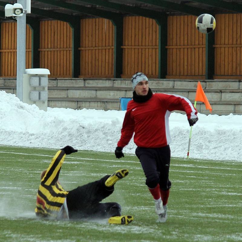 Z turnajového utkání fotbalistů Slavoje Koloveč B a FC Dynamo Horšovský Týn A.