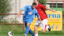 Ve šlágru úvodního kola okresního přeboru se v Chodově utkali fotbalisté domácího Tatranu se soupeřem ze ZD Meclov. 