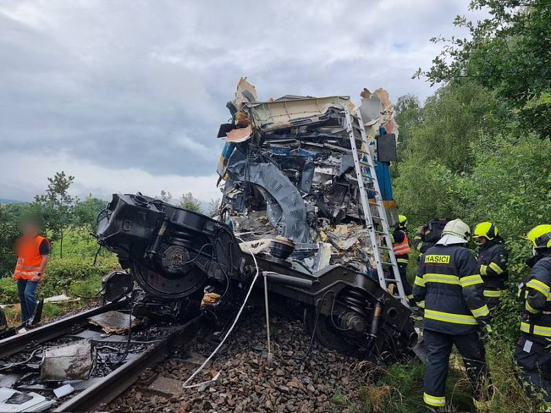 Čelo jednoho z vlaků železniční nehody.