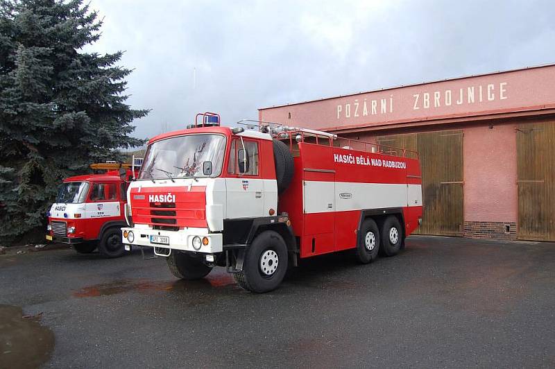 Z výroční schůze SDH Bělá nad Radbuzou - představení vozu Tatra 815.
