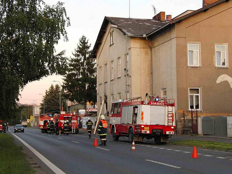 Požár bytu v Masarykově ulici v Domažlicích.