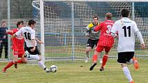 Z derby fotbalistů FK Holýšov ve Stodě.