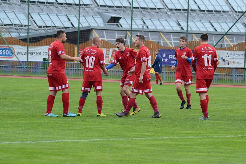 Pod vedením Jaroslava Ptáka se fotbalisté FK Tachov na podzim radovali z gólů velmi často (snímek ze zápasu Tachov - Stráž 6:0.