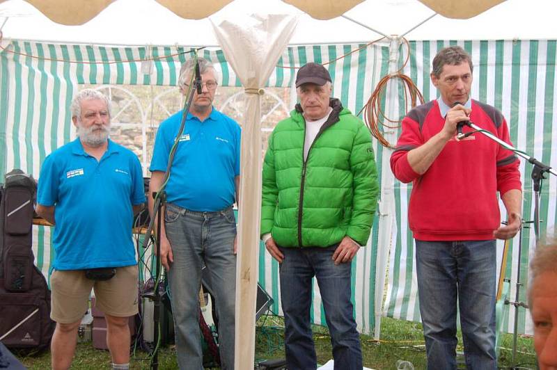 Jarní setkání turistů Plzeňského kraje na Rýzmberku.