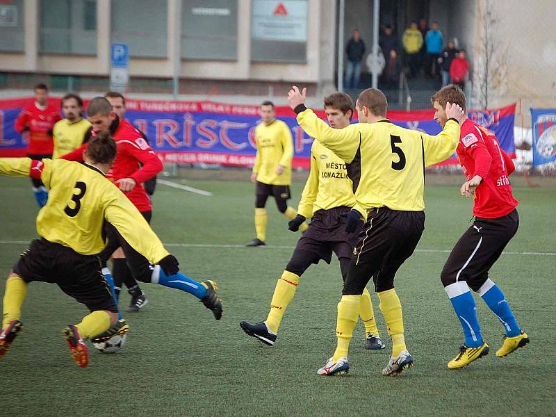 Fotbalový svátek v Domažlicích. Lídr divizní skupiny A Jiskra se utkala s lídrem Gambrinus ligy Viktorií Plzeň.