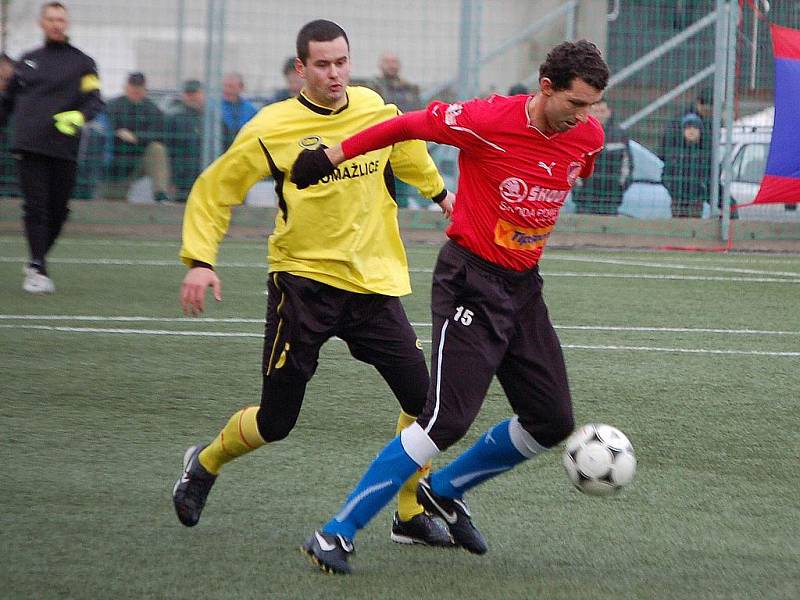 Fotbalový svátek v Domažlicích. Lídr divizní skupiny A Jiskra se utkala s lídrem Gambrinus ligy Viktorií Plzeň.