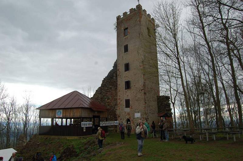 Jarní setkání turistů Plzeňského kraje na Rýzmberku.