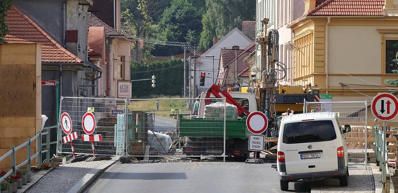 Most v Horšovském Týně rozebírají, uzavírka potrvá do konce roku