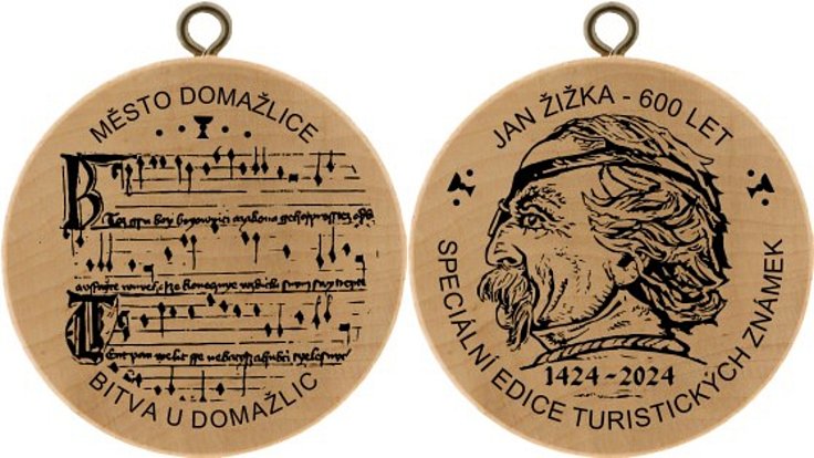 Turistická známka s číslem 2924 připomíná husitskou historii Domažlic.