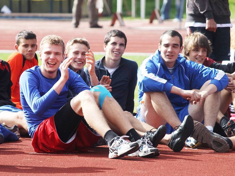 Corny středoškolský atletický pohár 2012 - oblastní kolo.