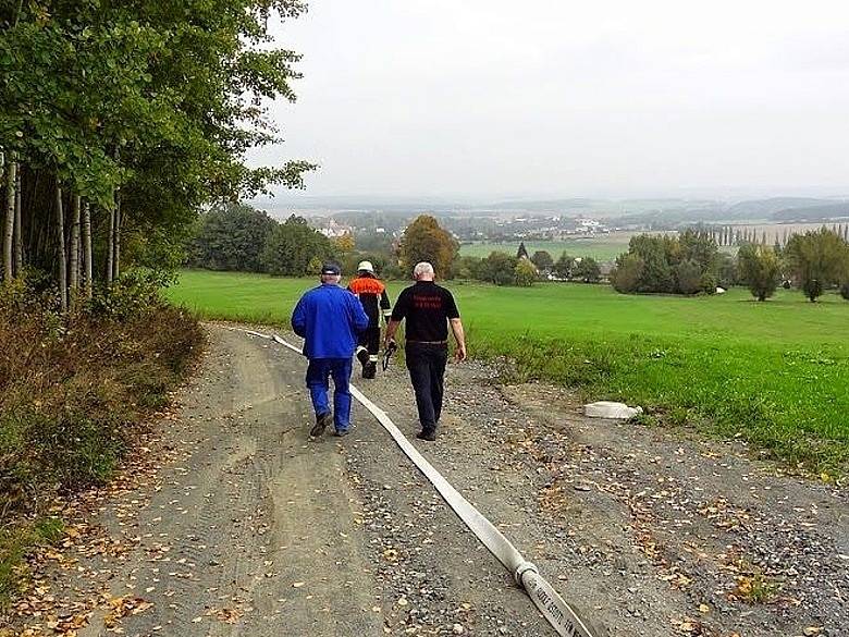 Ze cvičení českých a německých hasičů na Poběžovicku.