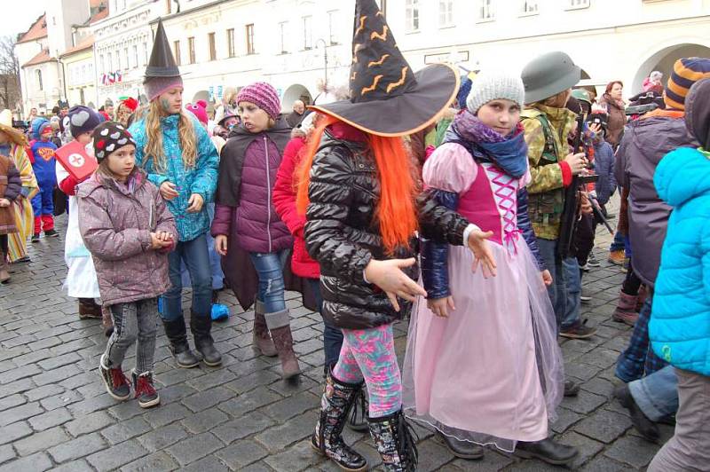 Masopustní průvod dětí z domažlických školních družin.