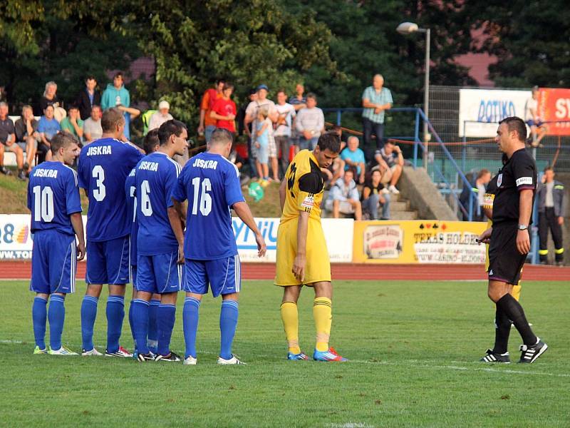 Třetiligová Jiskra Domažlice porazila v penaltovém rozstřelu prvoligové Dynamo České Budějovice a postupuje do 3. kola Poháru České pošty. 