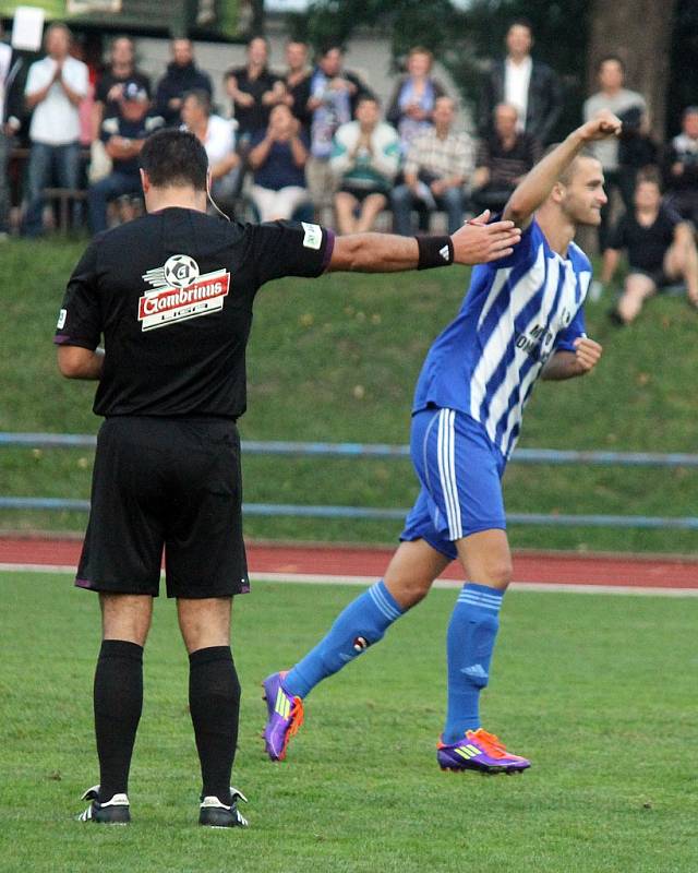 Třetiligová Jiskra Domažlice porazila v penaltovém rozstřelu prvoligové Dynamo České Budějovice a postupuje do 3. kola Poháru České pošty. 