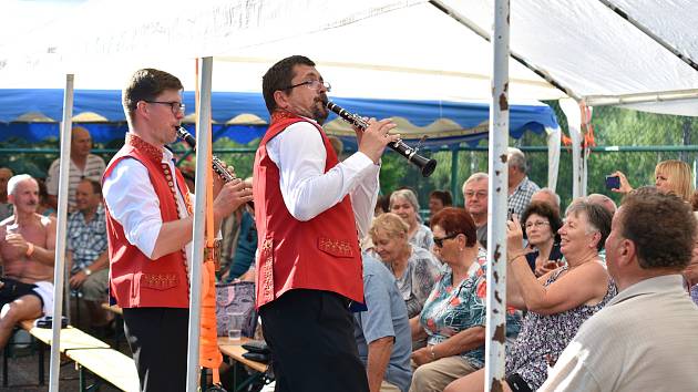 Milovníky dechovky potěšil 13. ročník festivalu v Tlumačově. V neděli 19. června 2022 vystoupili Pištíci - Orchestr ZUŠ Kdyně, zahrála Úhlavanka, Božejáci a Žadovjáci. Akcí provázel Karel Hegner.