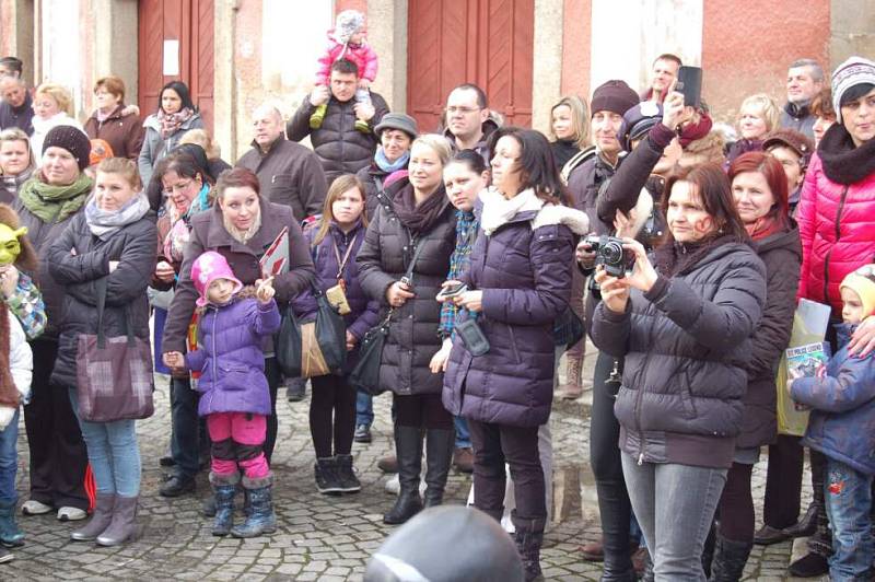 Masopustní průvod dětí z domažlických školních družin.