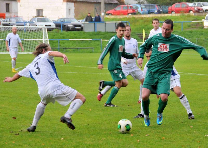 Z derby mezi fotbalisty Holýšova s Stoda.