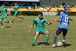 1. kolo FORTUNA ČFL, skupina A - 2022/2023: FK Loko Vltavín - TJ Jiskra Domažlice (hráči v modrých dresech) 1:2 (0:1).