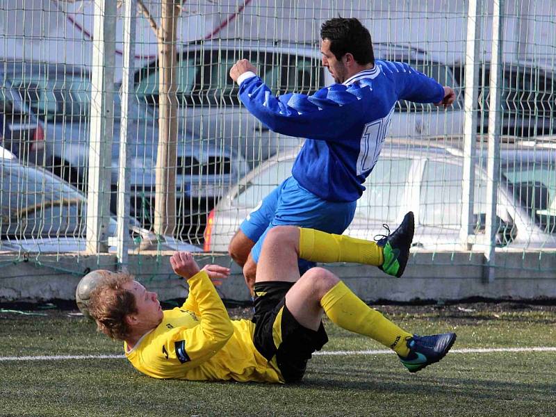 Pohárový duel fotbalistů Sokola Mrákov a Jiskry Domažlice B.